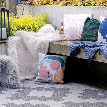 What is an Outdoor Rug?