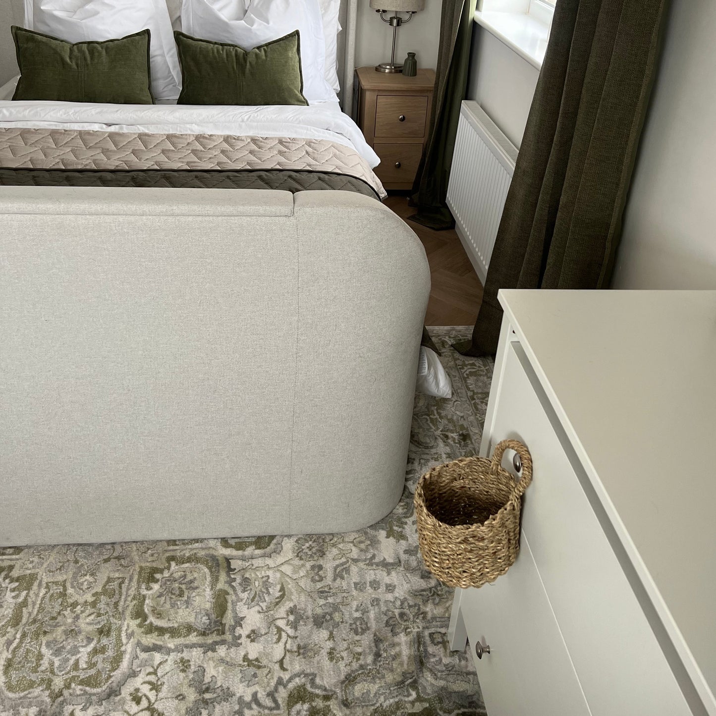 Oriental Bordered Green Floral Living Room Rug