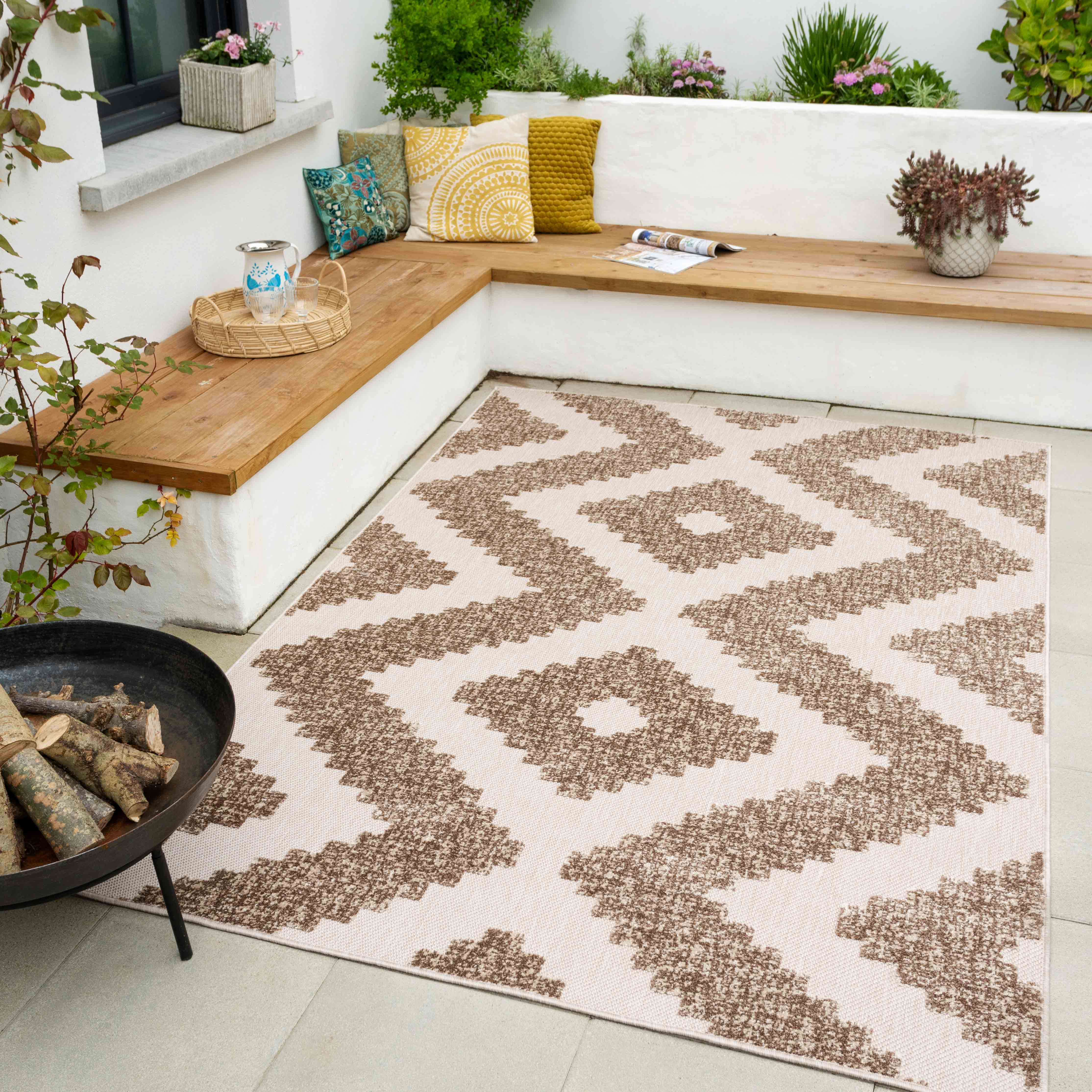 Soft Natural Beige Geometric Weatherproof Outdoor Garden Rug Living
