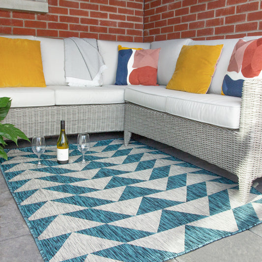 How To Clean An Outdoor Rug