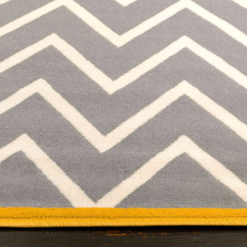 Grey Chevron Bordered Rug