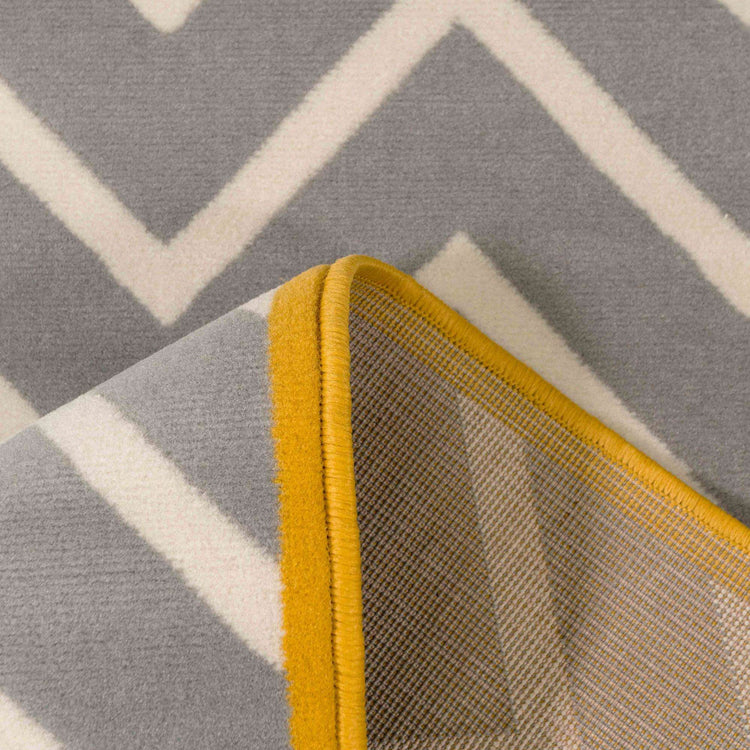 Grey Chevron Bordered Rug