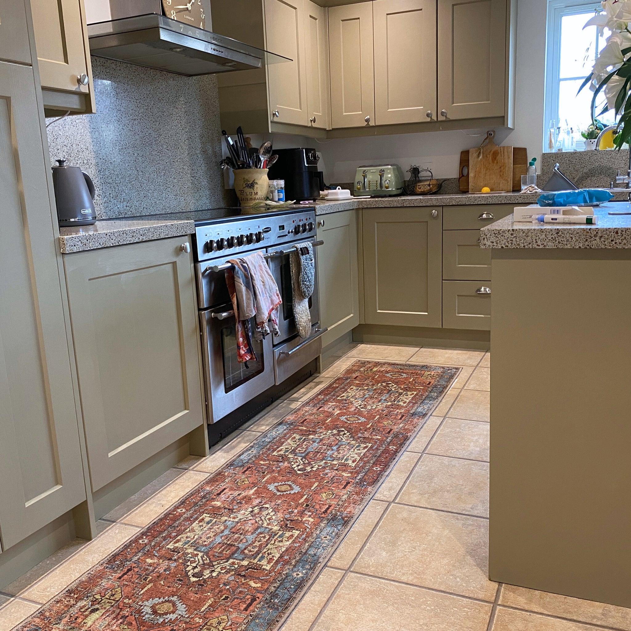 Flatwoven Washable Distressed Terracotta Aztec Runner - Yana