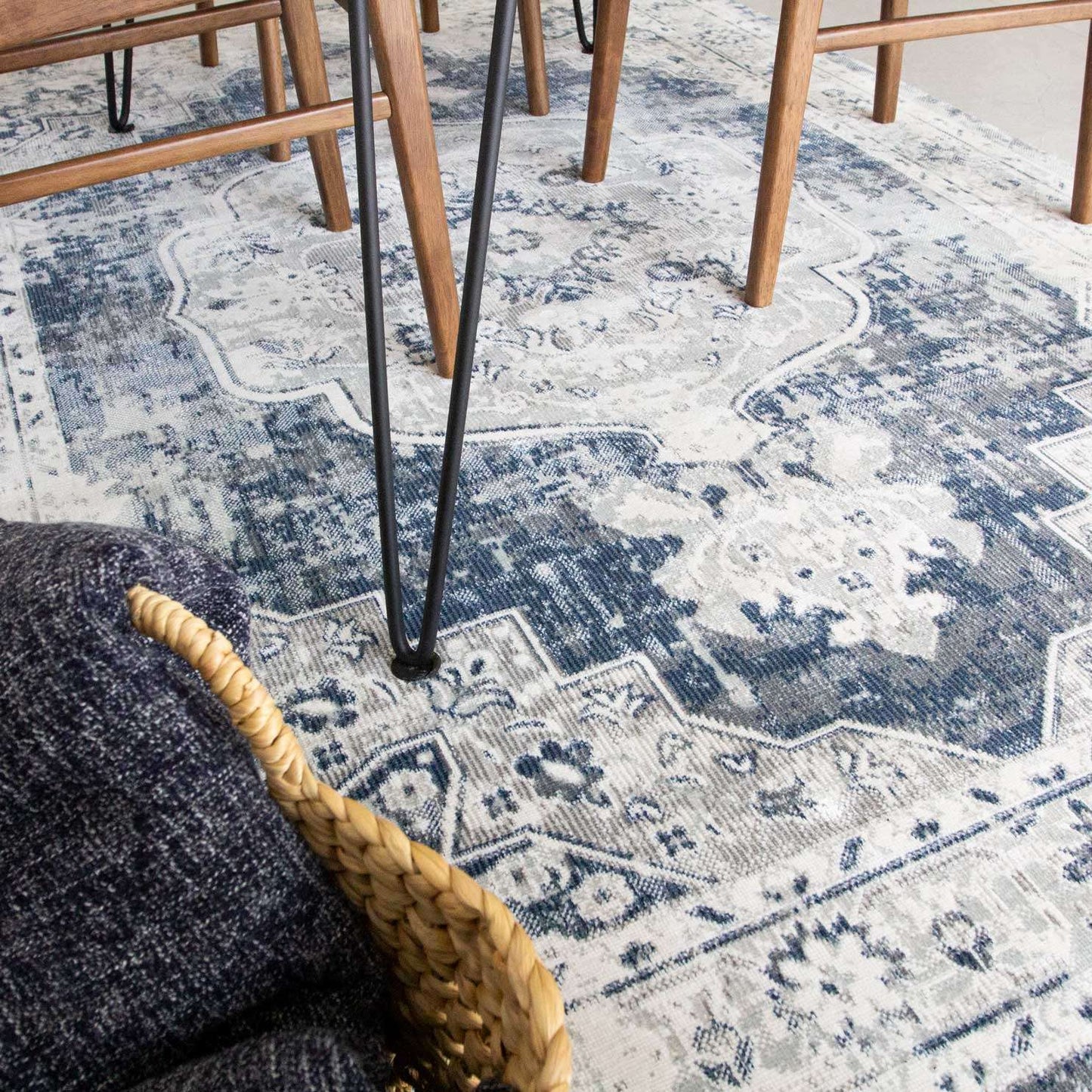 Distressed Rug Blue Blue Traditional Distressed Flat Low Pile Room Rug | Living Room Rugs ...