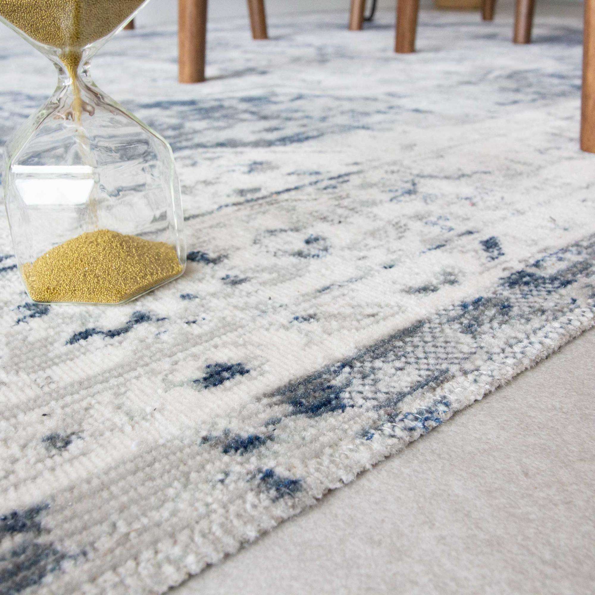 Blue Traditional Distressed Flat Low Pile Room Rug | Living Room Rugs ...