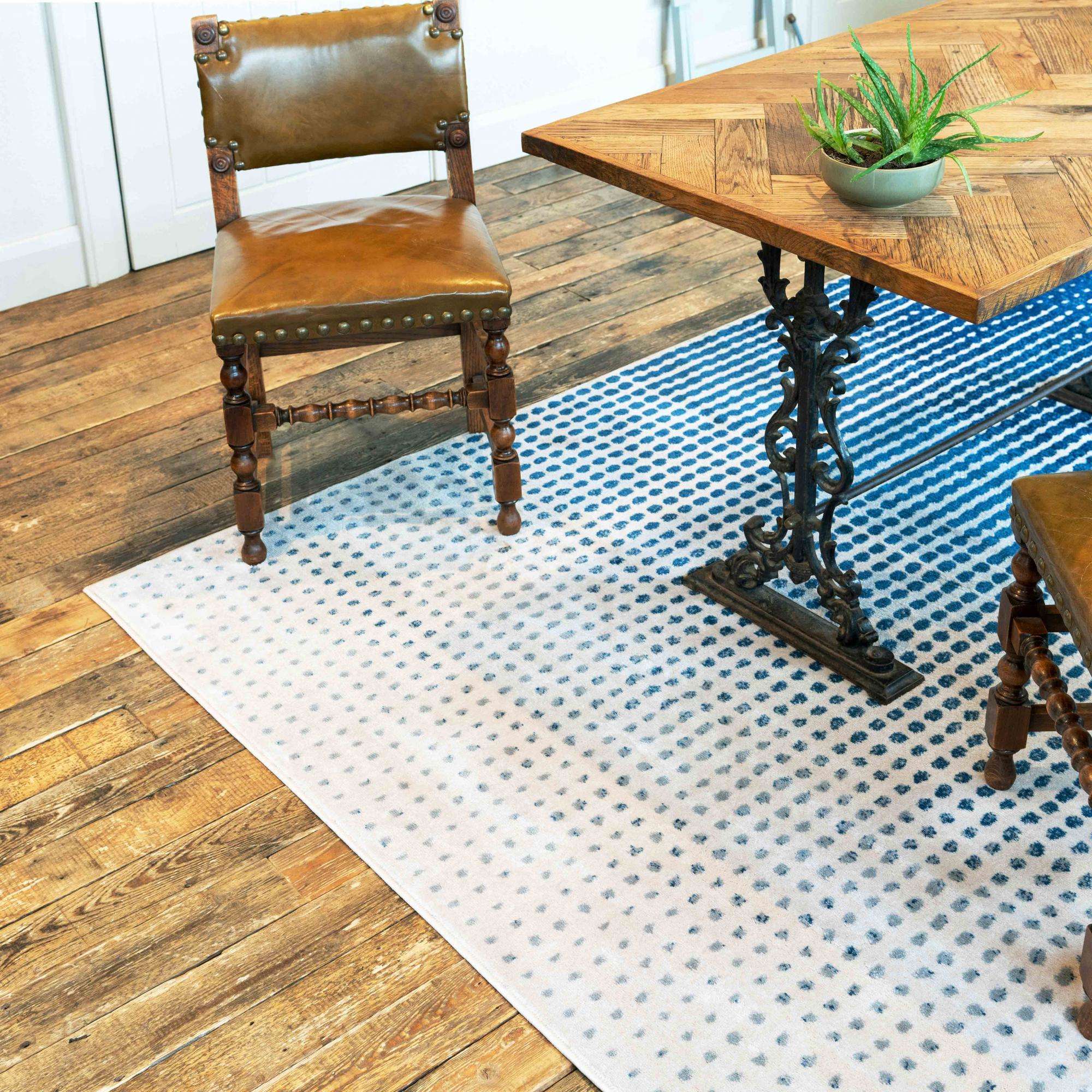 Modern Blue Spotted Ombre Effect Living Room Rug