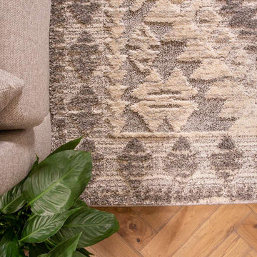 Grey White Textured Tribal Scandi Rug
