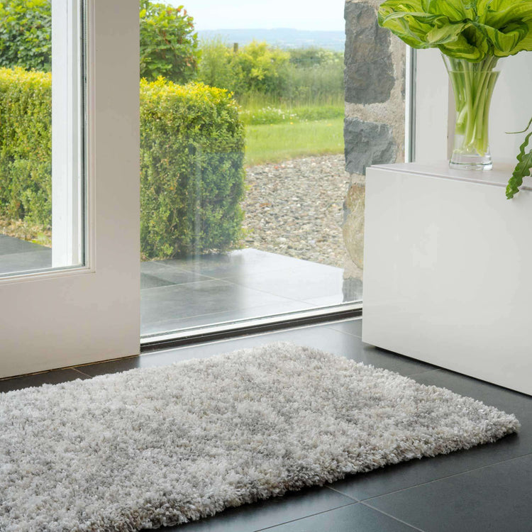 Soft Mottled Silver Shaggy Runner Rug