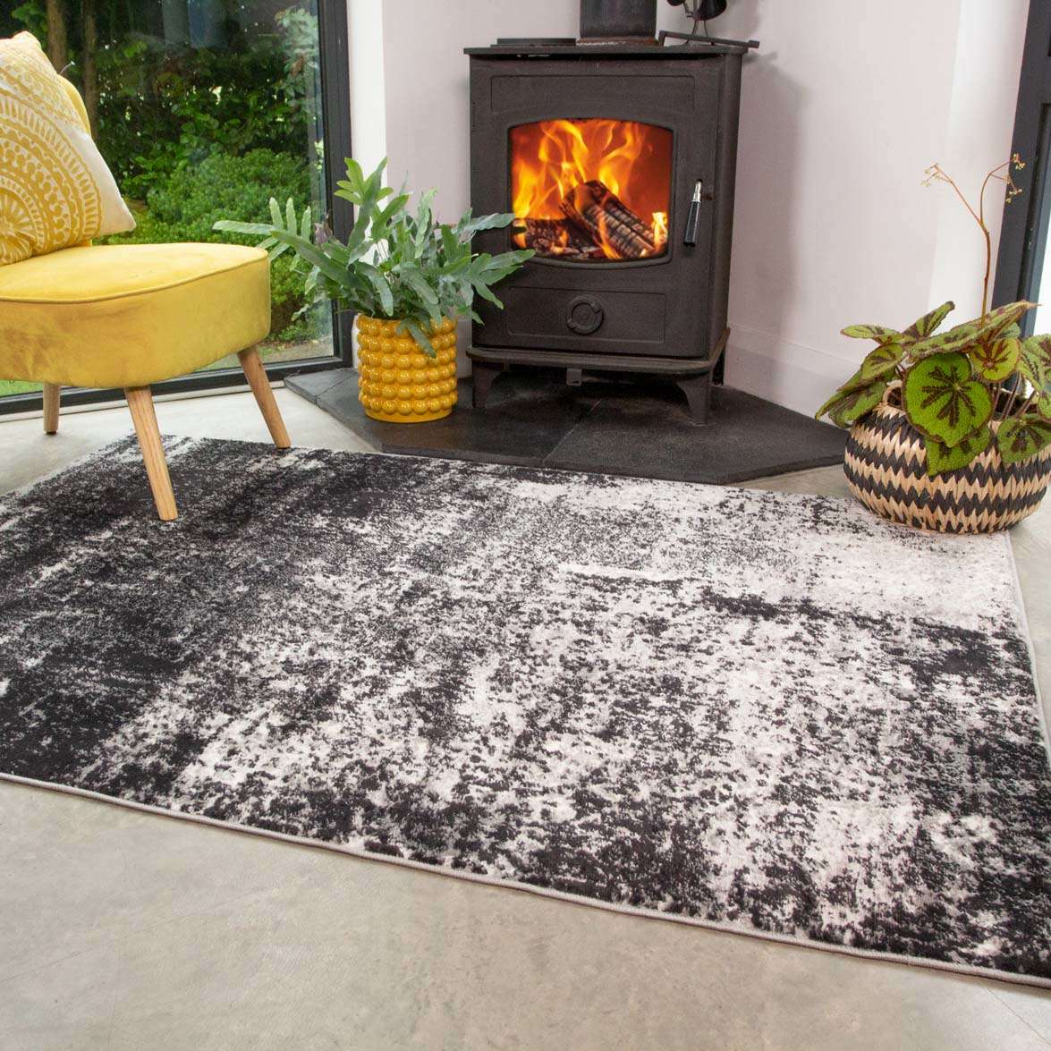 Modern Black Abstract Distressed Living Room Rug