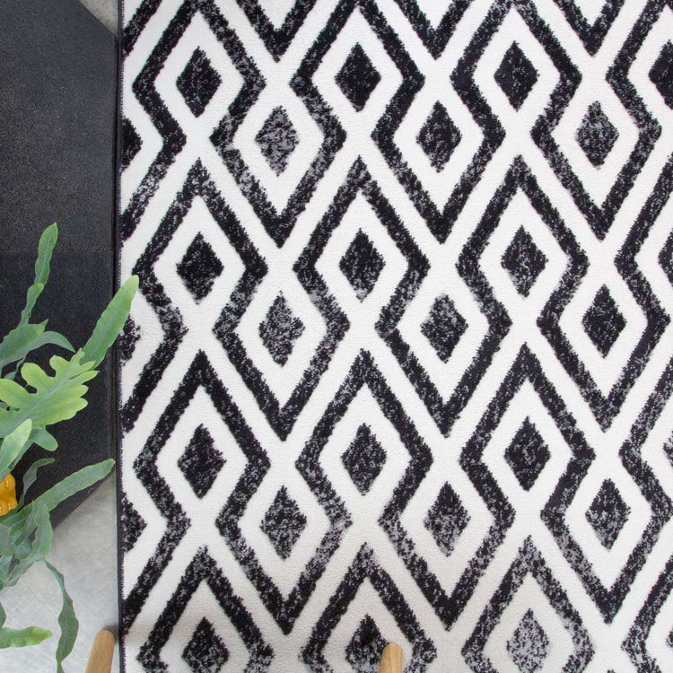 Geometric Black Ombre Living Room Rug