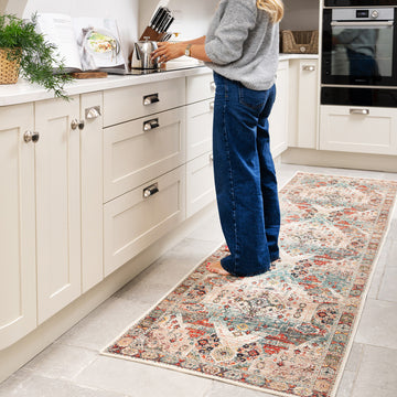 Traditional Medallion Washable Runner - Hue