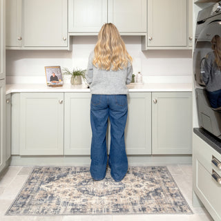 Washable Blue Traditional Rug - Kith