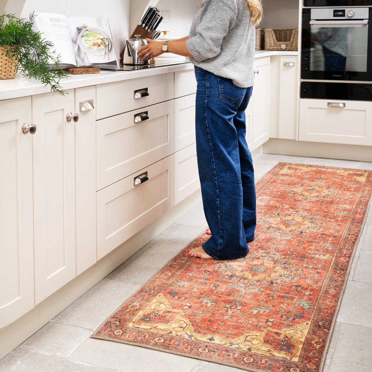 Kashan Washable Terracotta Rug - Viv