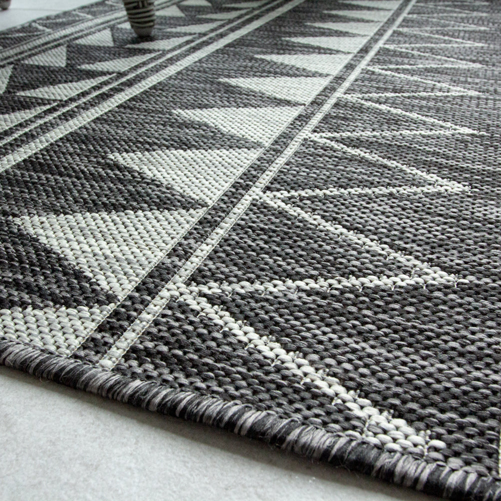 Charcoal Tribal Print Indoor Outdoor Rug - Callow