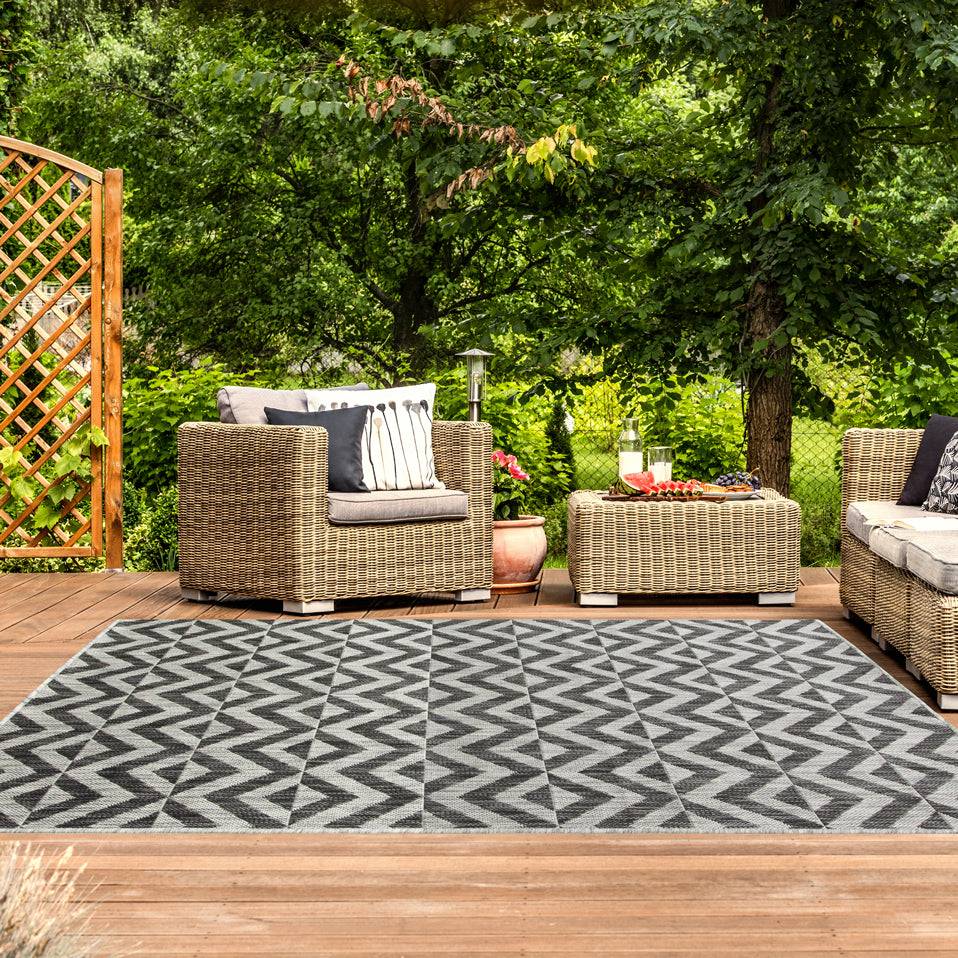 Charcoal Geometric Indoor Outdoor Rug - Rapture