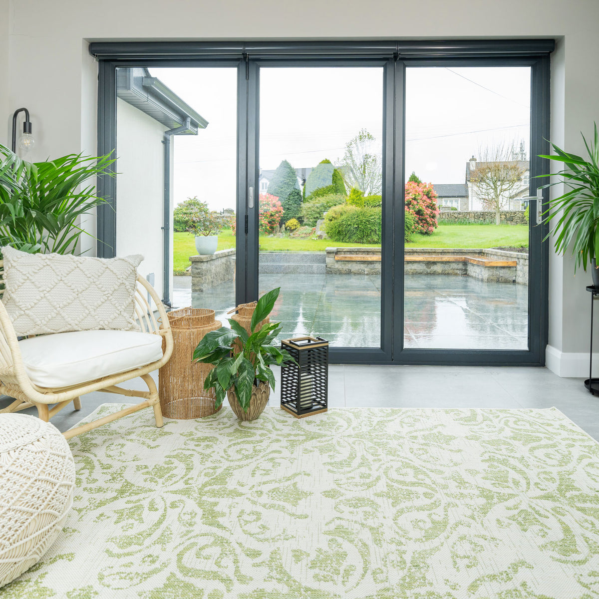 Green Floral Outdoor Rug - Lanark