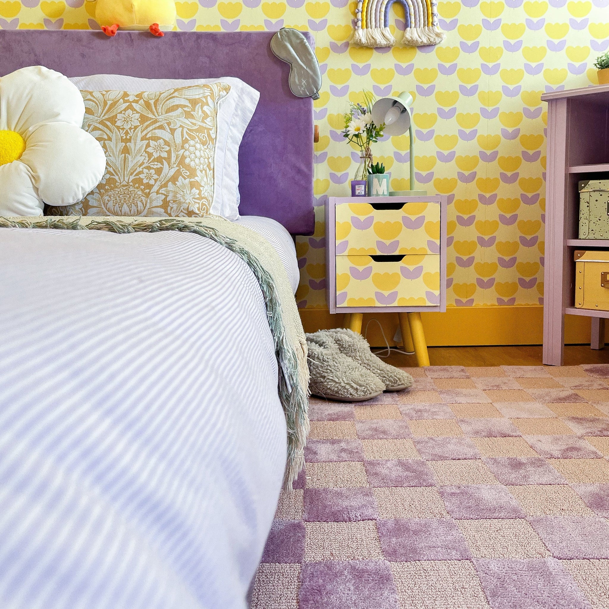 Retro Lavender Checkerboard Rug - Maze