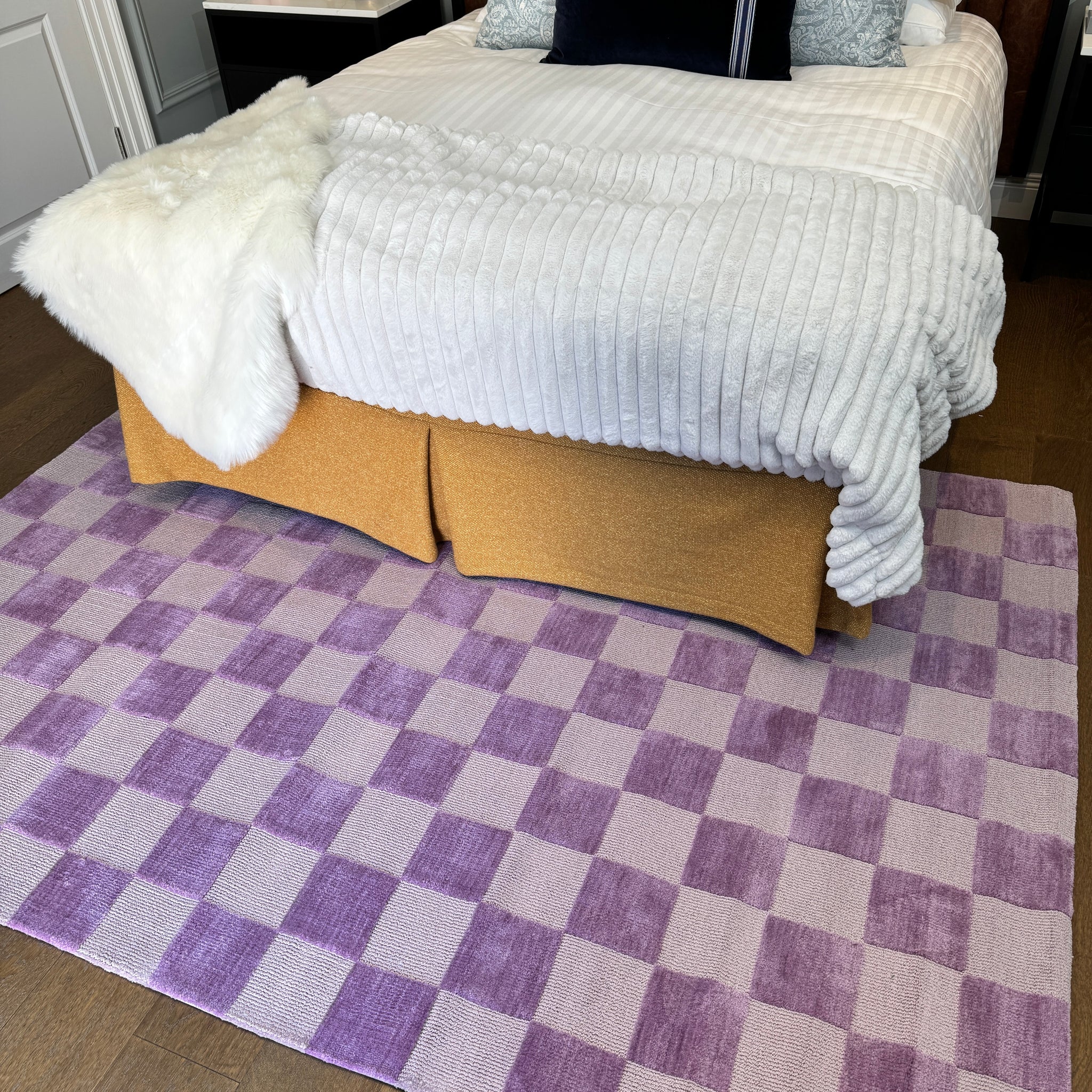 Retro Lavender Checkerboard Rug - Maze