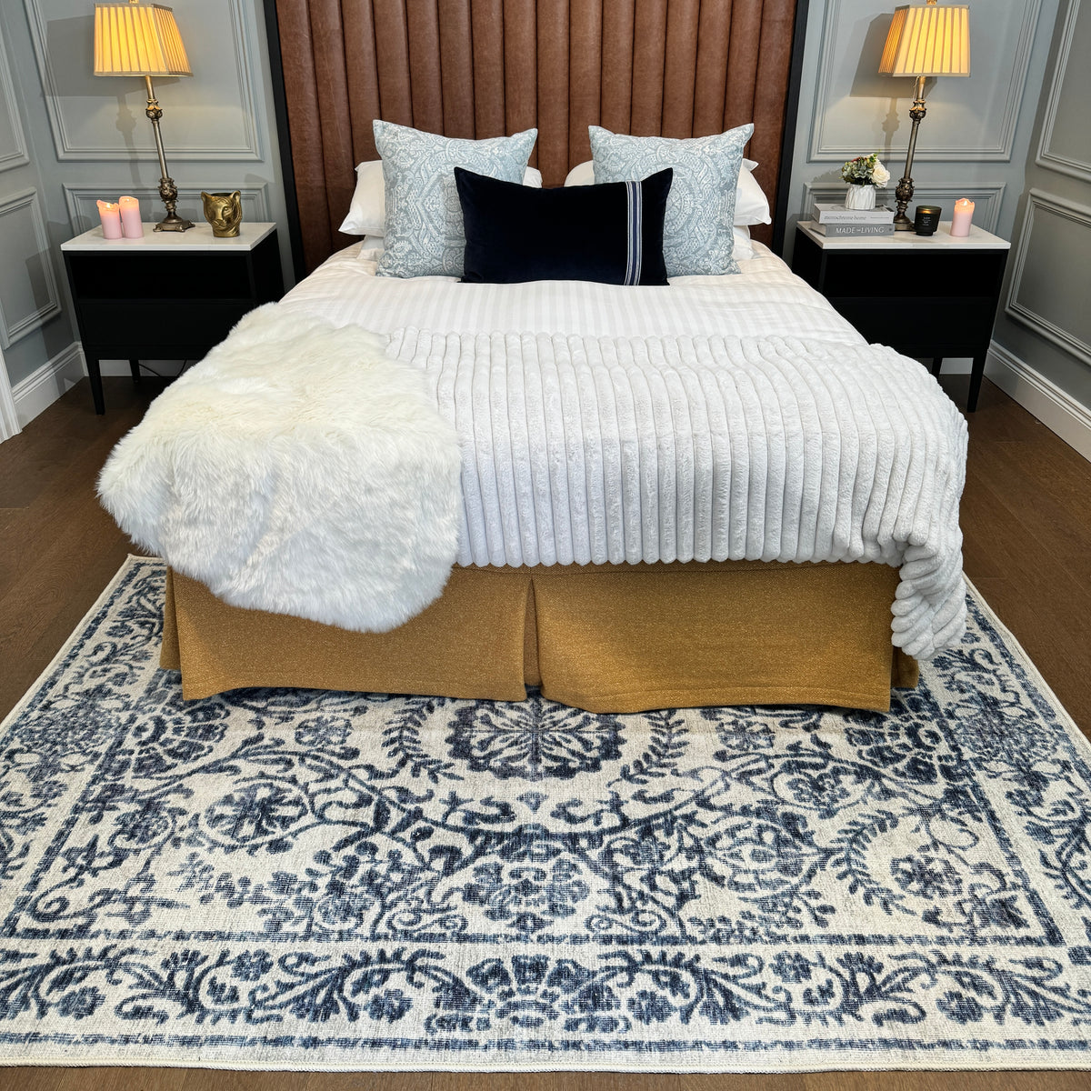 Flatwoven Washable Distressed Blue Damask Rug - Bala