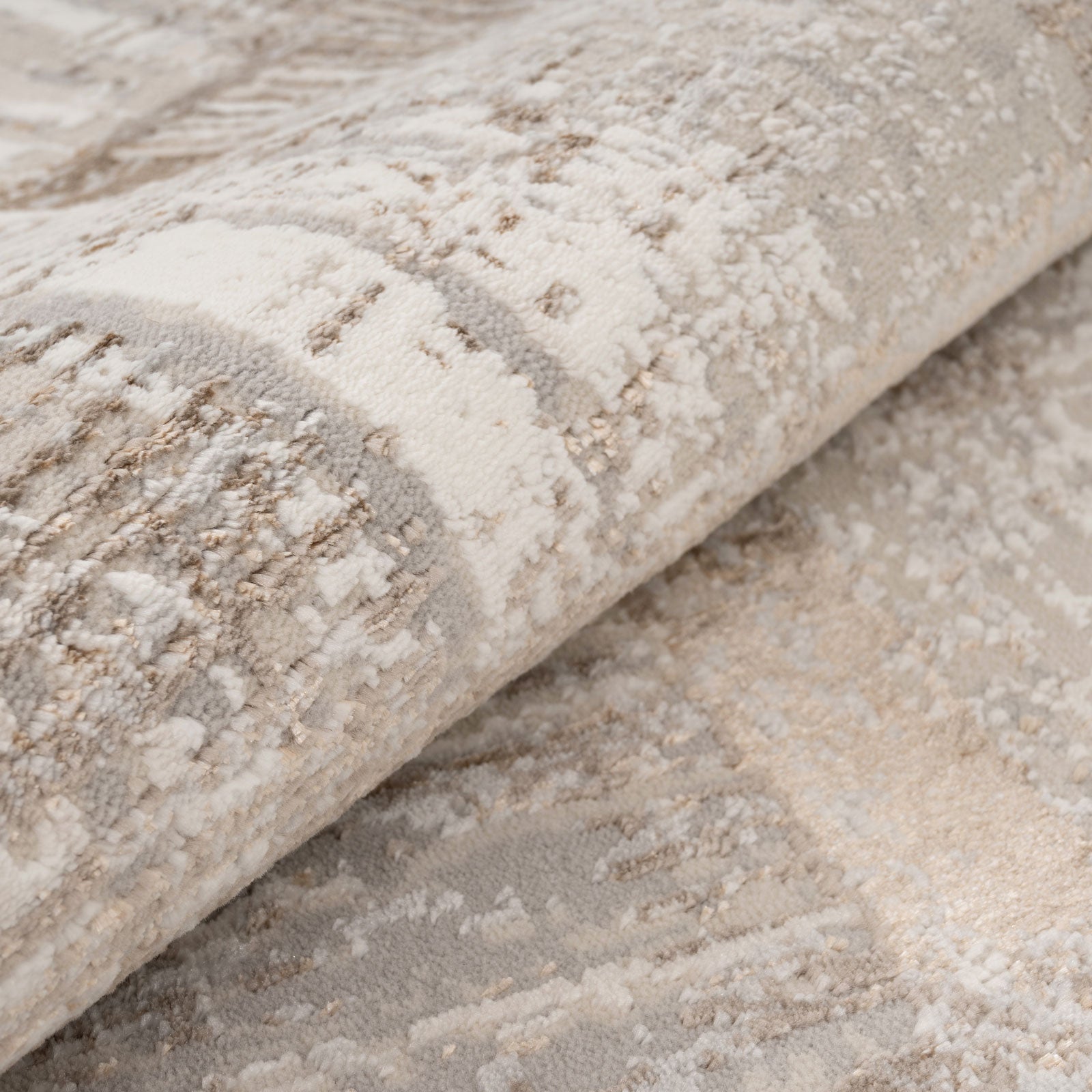 Lustre Gold Woven Print Rug - Eetu