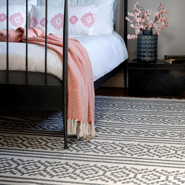 Reversible Cotton Cream Grey Motif Rug