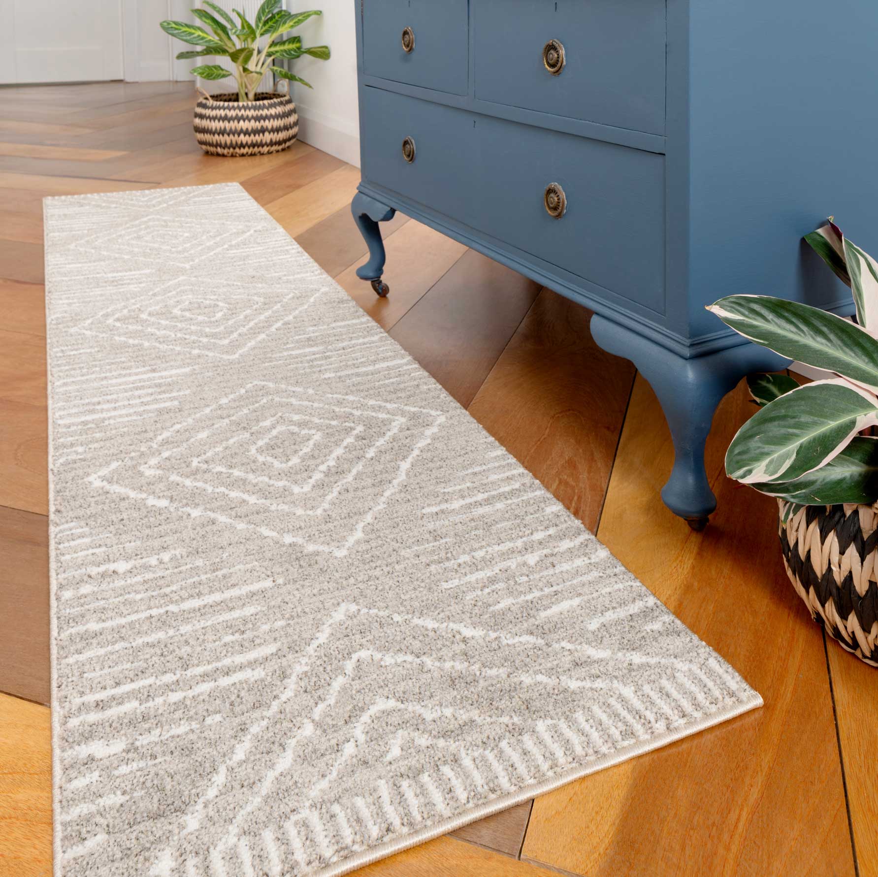 Soft Diamond Beige Moroccan Berber Runner Rug