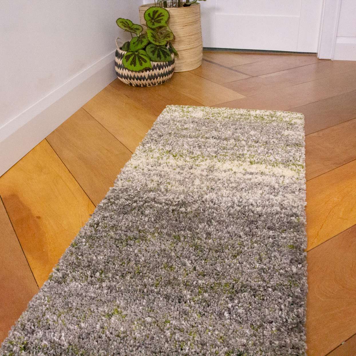Mottled Stripe Dark Green Shaggy Rug