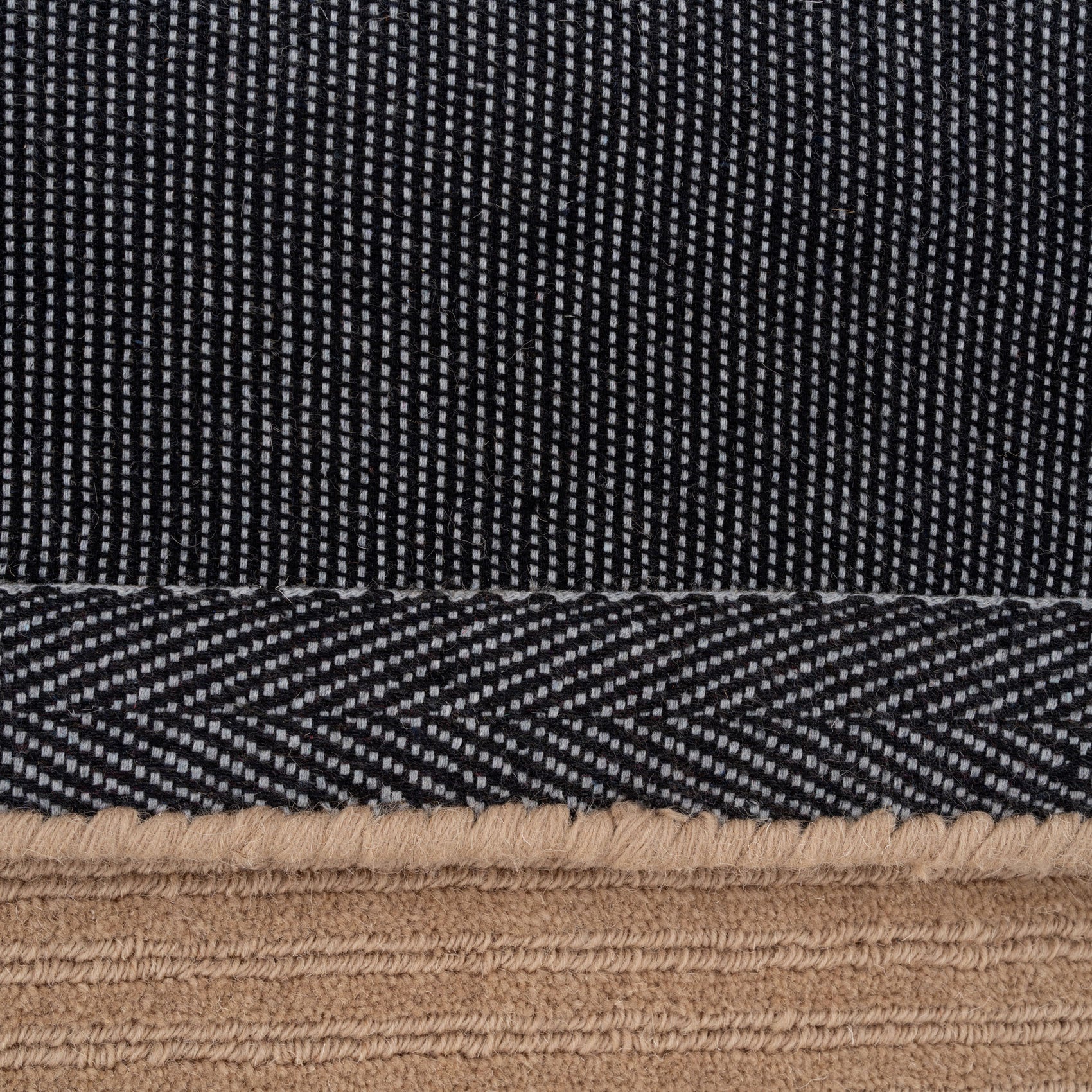 Beige Bordered Wool Rug - Olann Beige