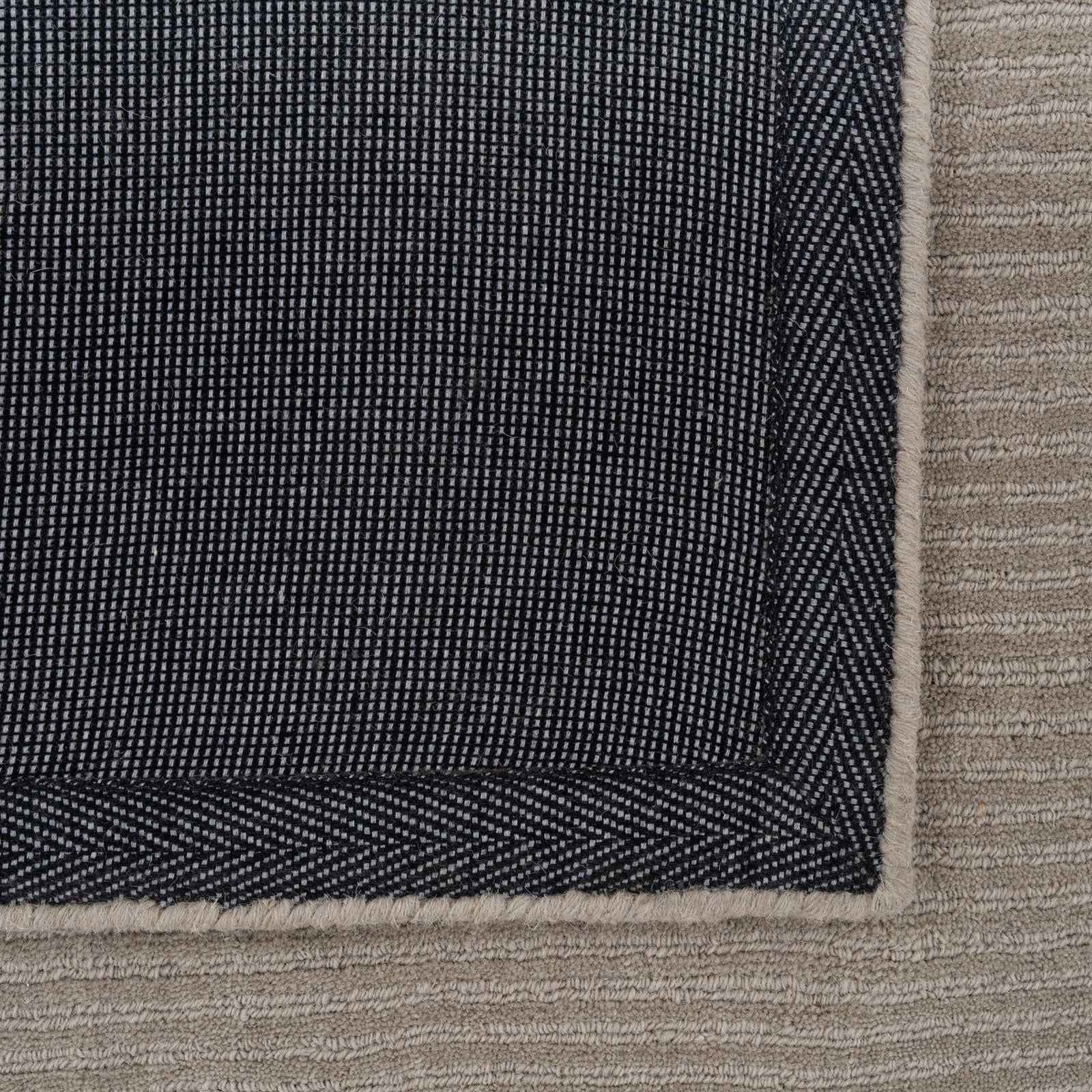 Grey Bordered Wool Rug - Olann Grey
