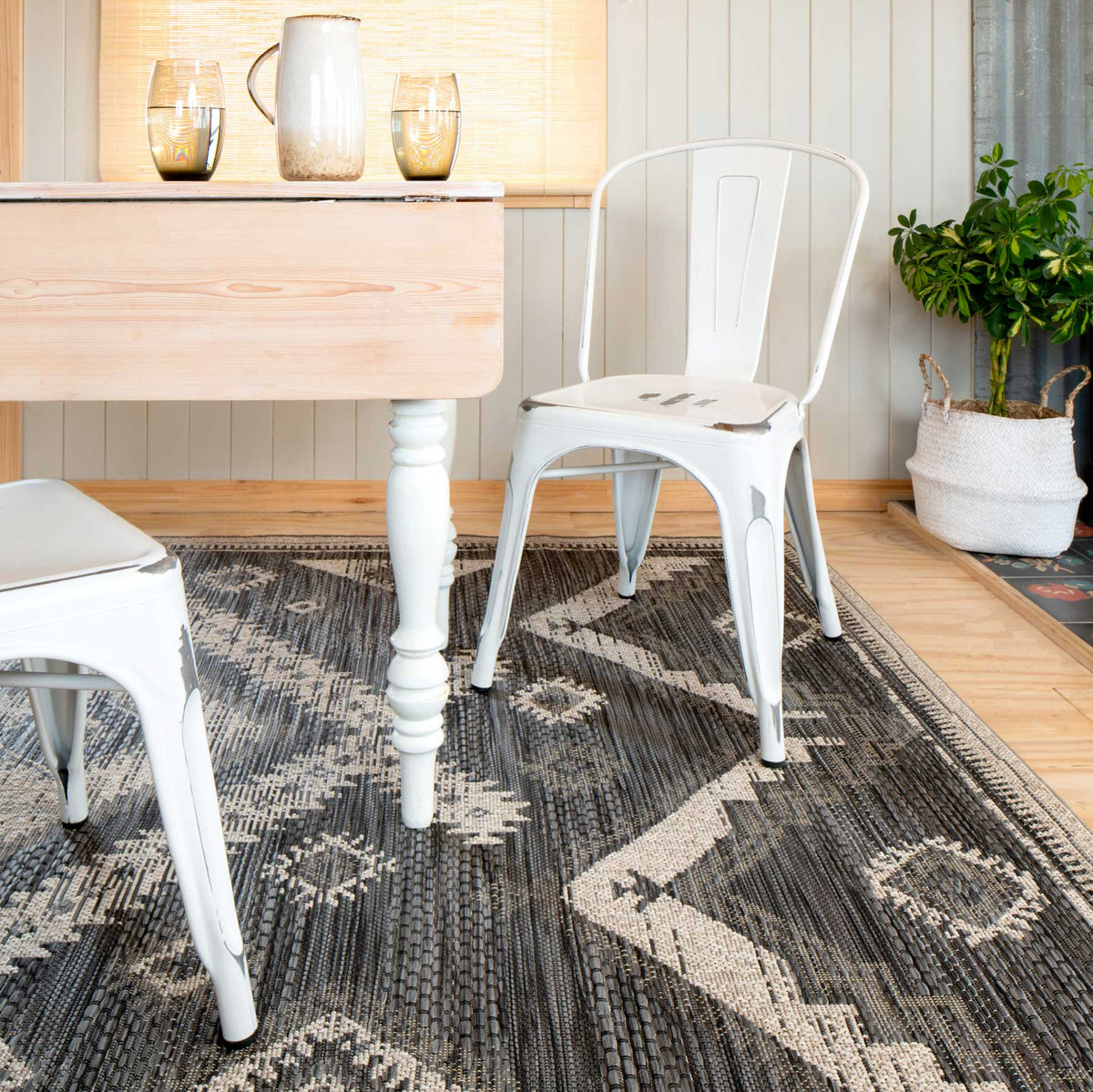 Geometric Grey Outdoor Rug - Pavillion