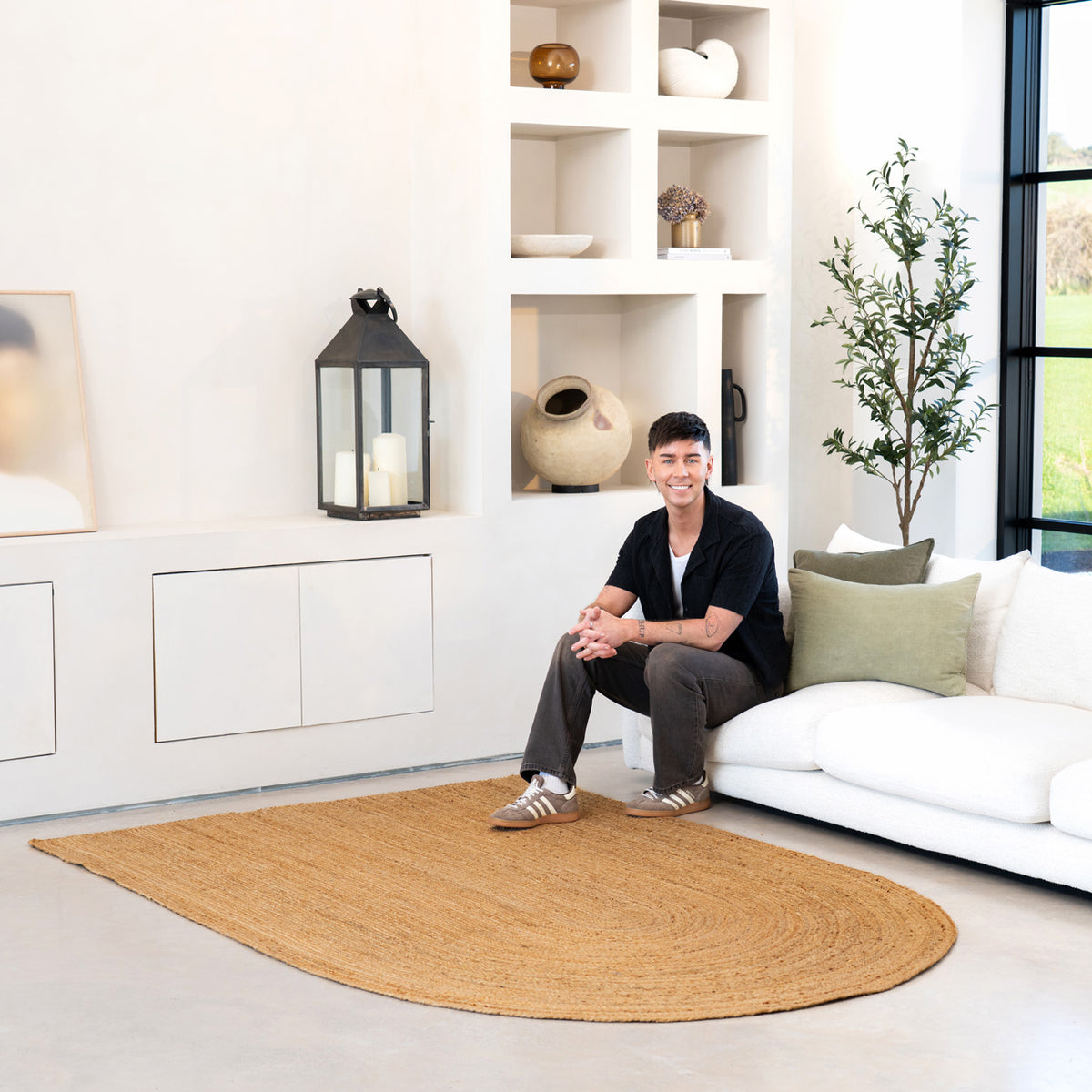 Handwoven Brown Jute Arched Rug - Kaya