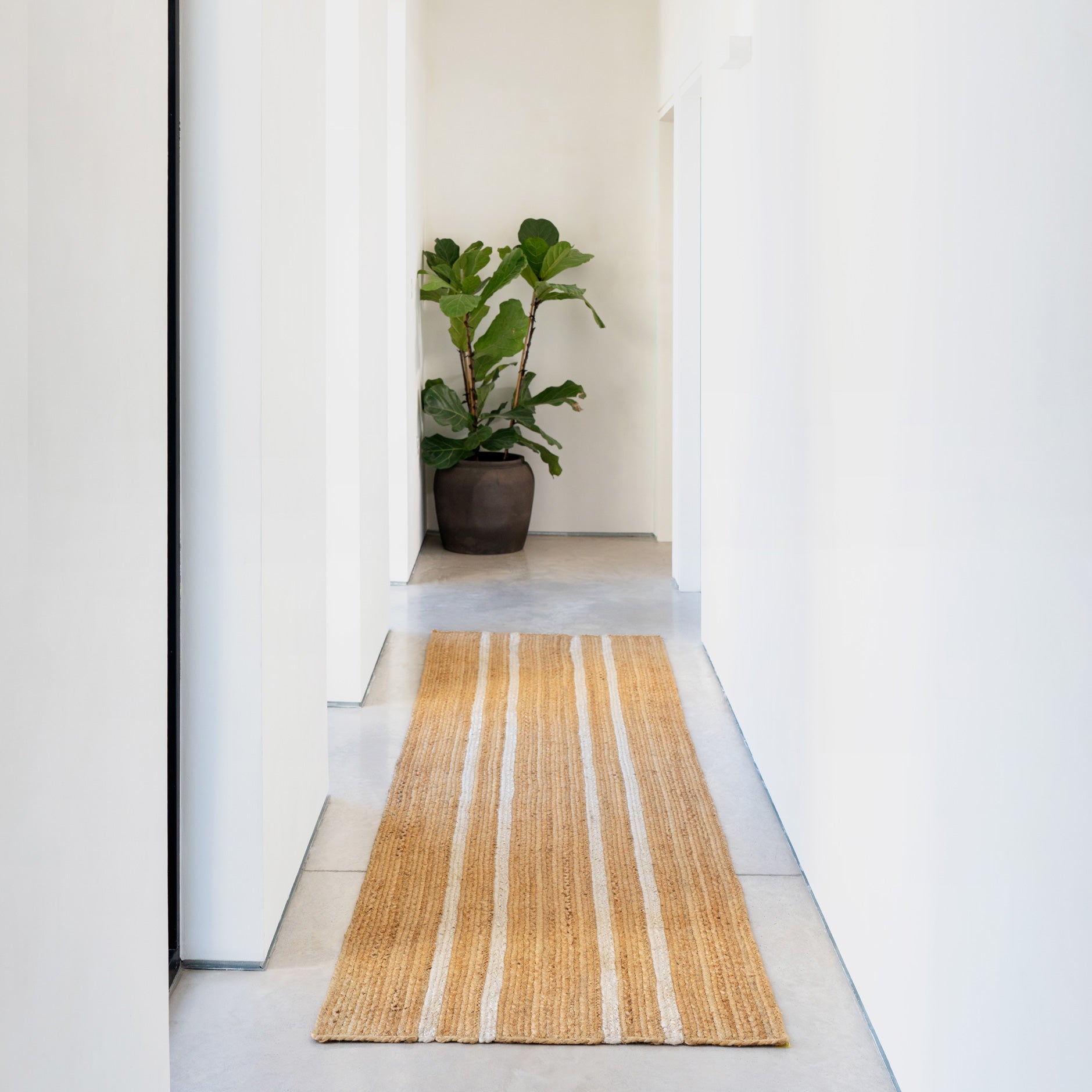 Handwoven Brown Jute Braided Line Rug - Saria