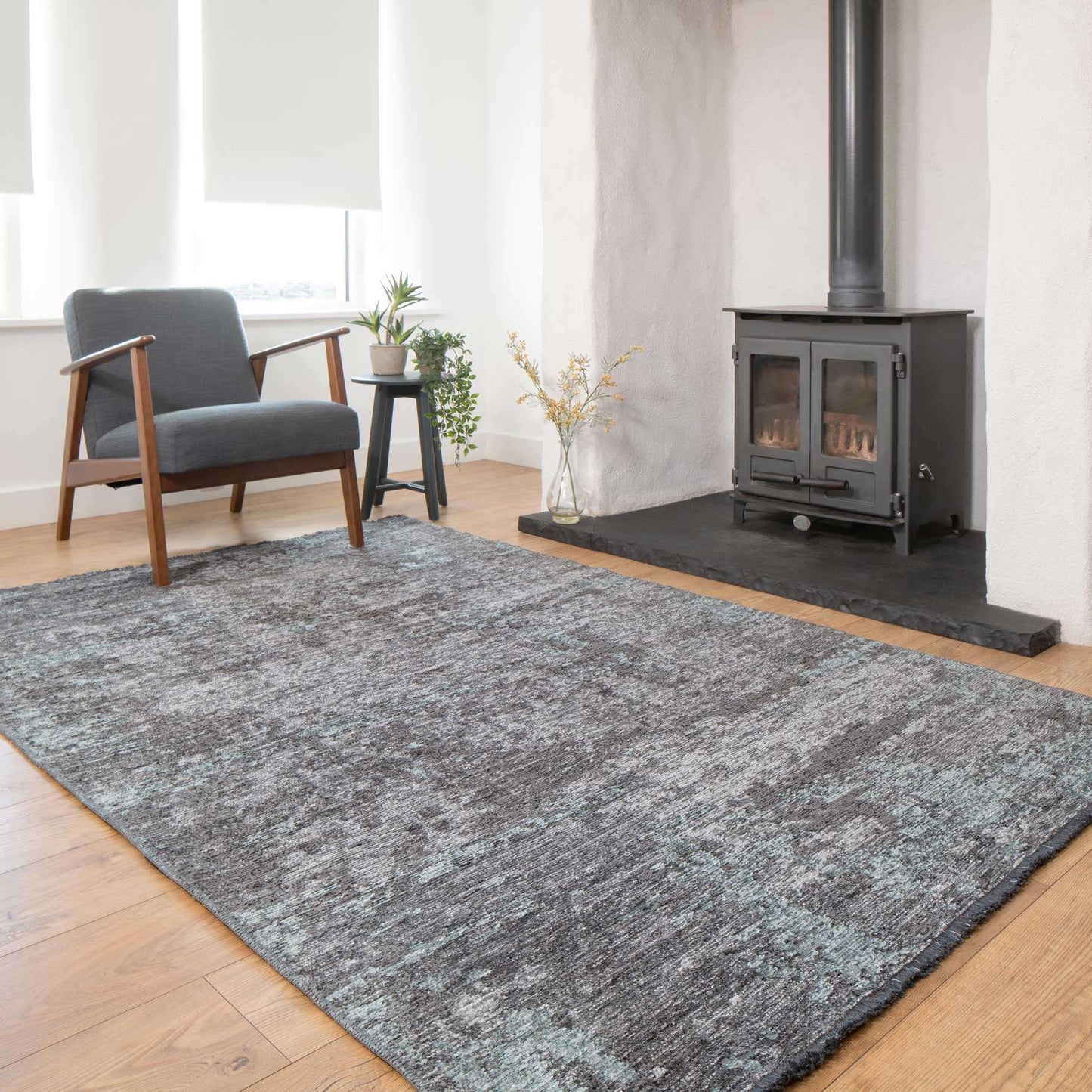 Reversible Distressed Duck Egg Grey Area Rug