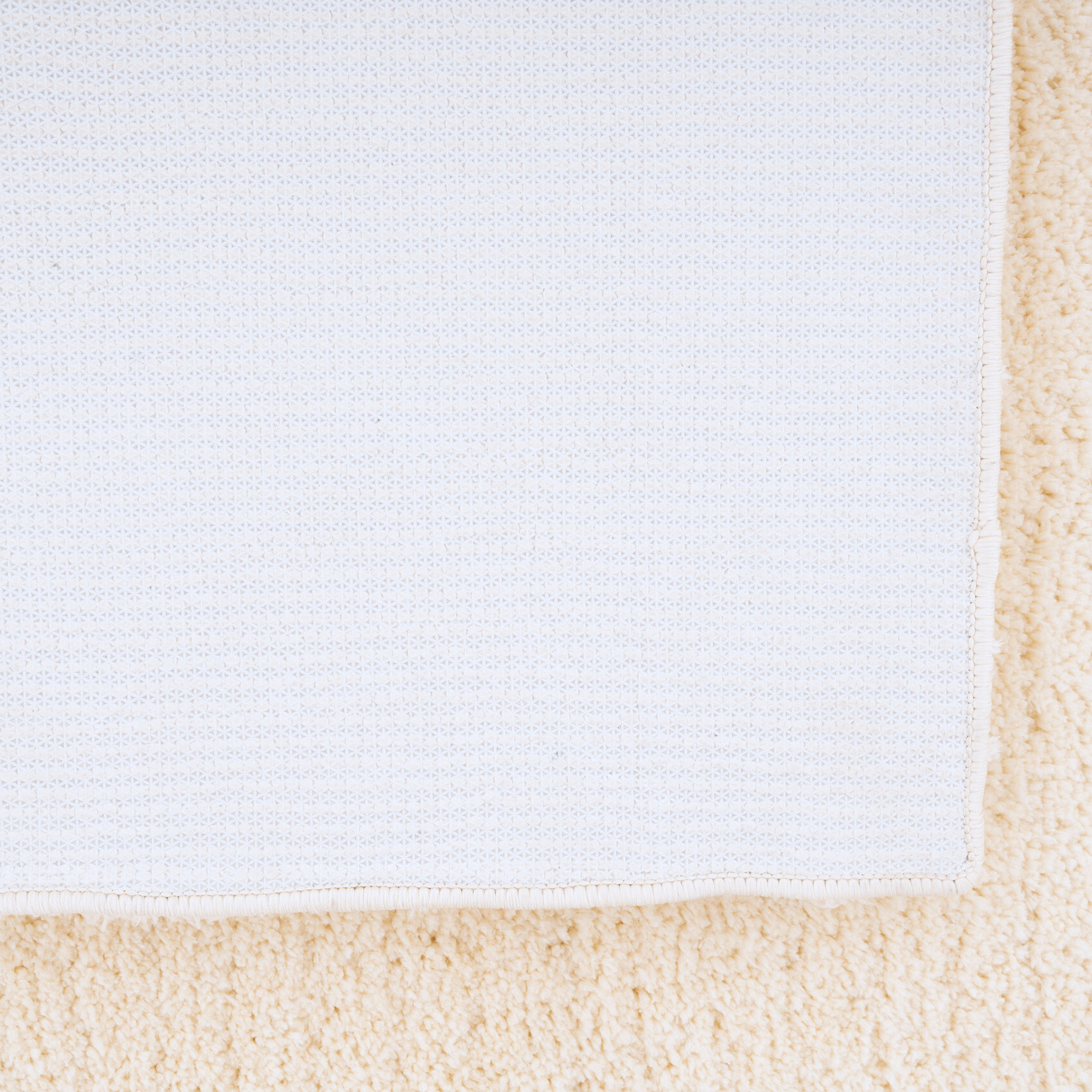 Premium Washable Shaggy Cream Rug