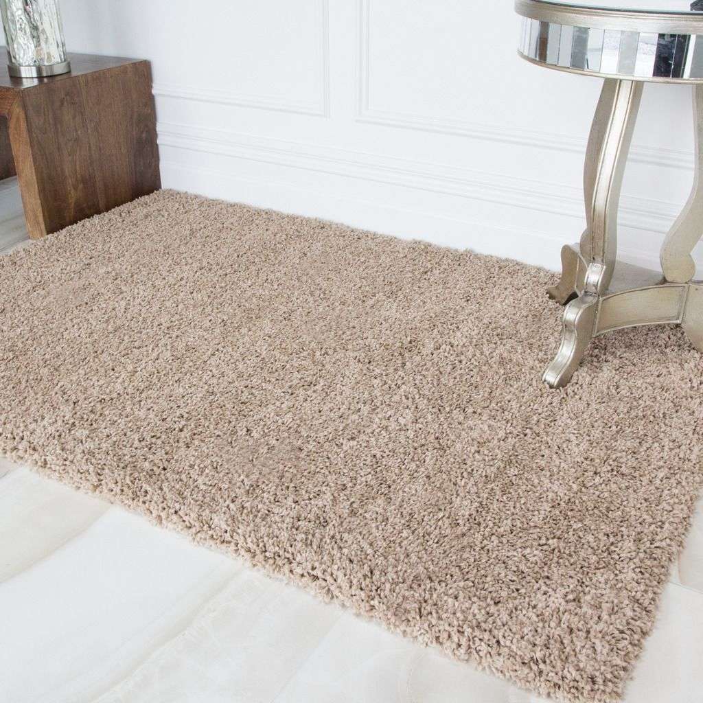 Oatmeal Shaggy Rug