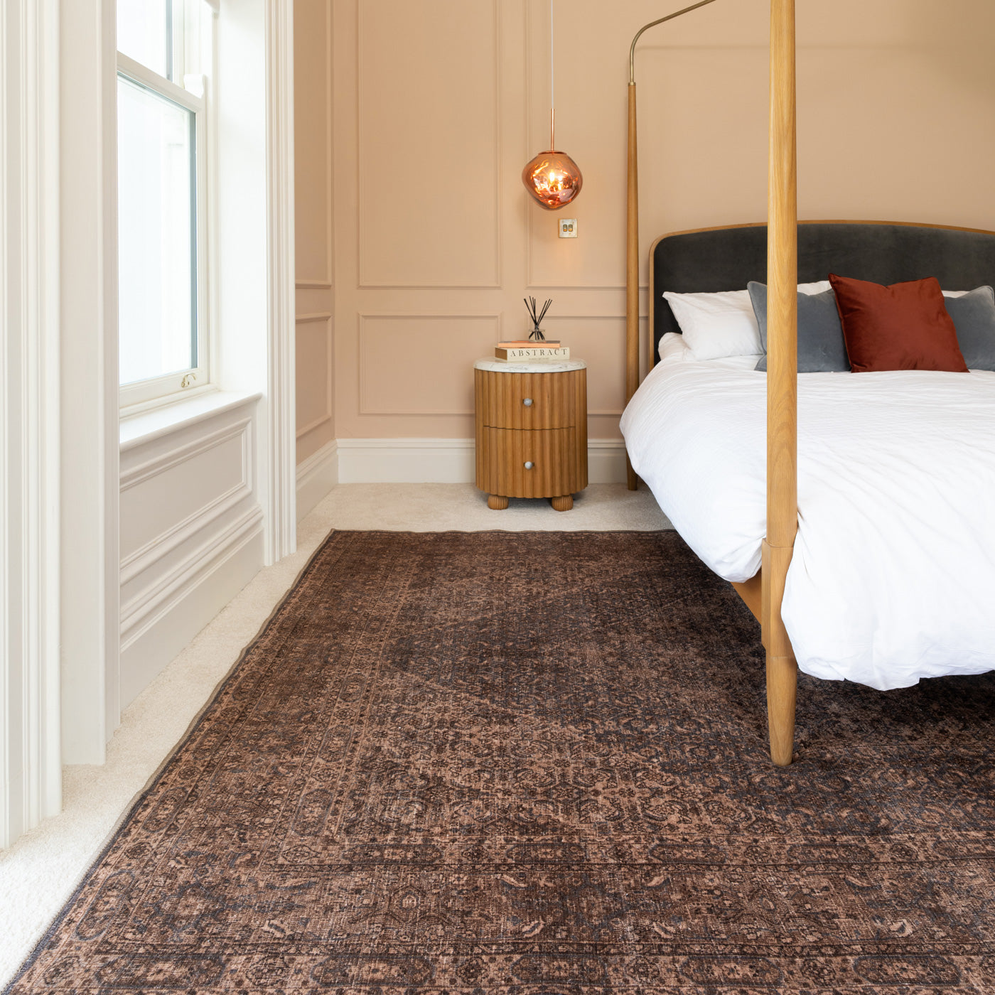 Soft Washable Brown Traditional Rug - Mabel