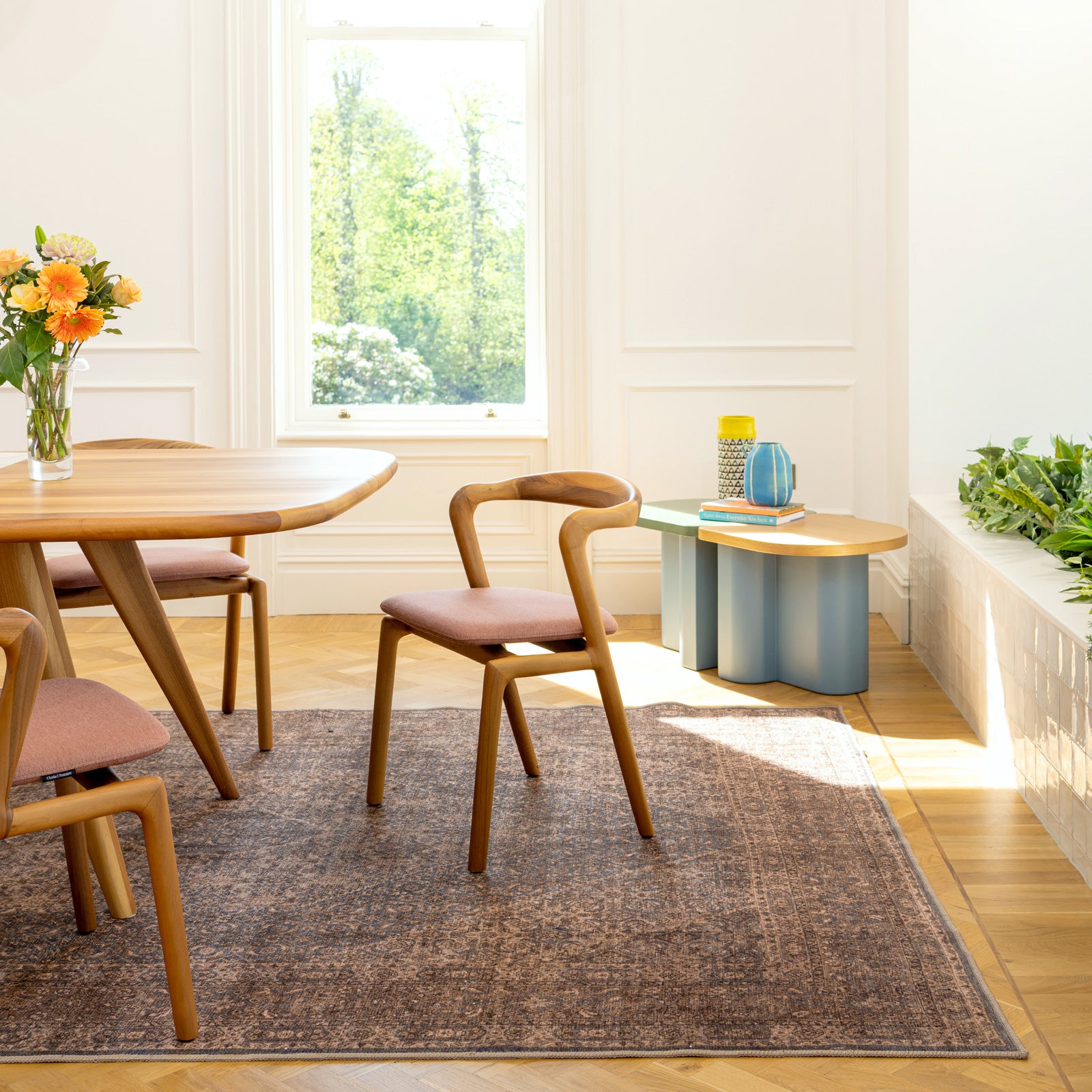 Soft Washable Brown Traditional Rug - Mabel