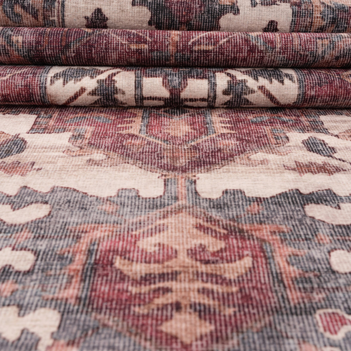 Soft Washable Traditional Burgundy Rug - Rubyana