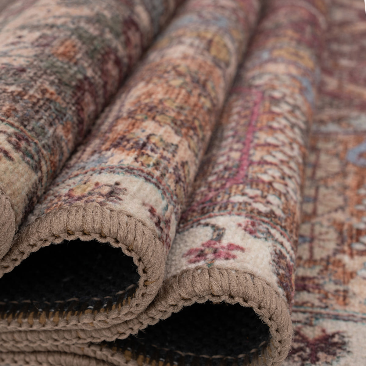 Soft Washable Red Plum Vintage Rug - Violet