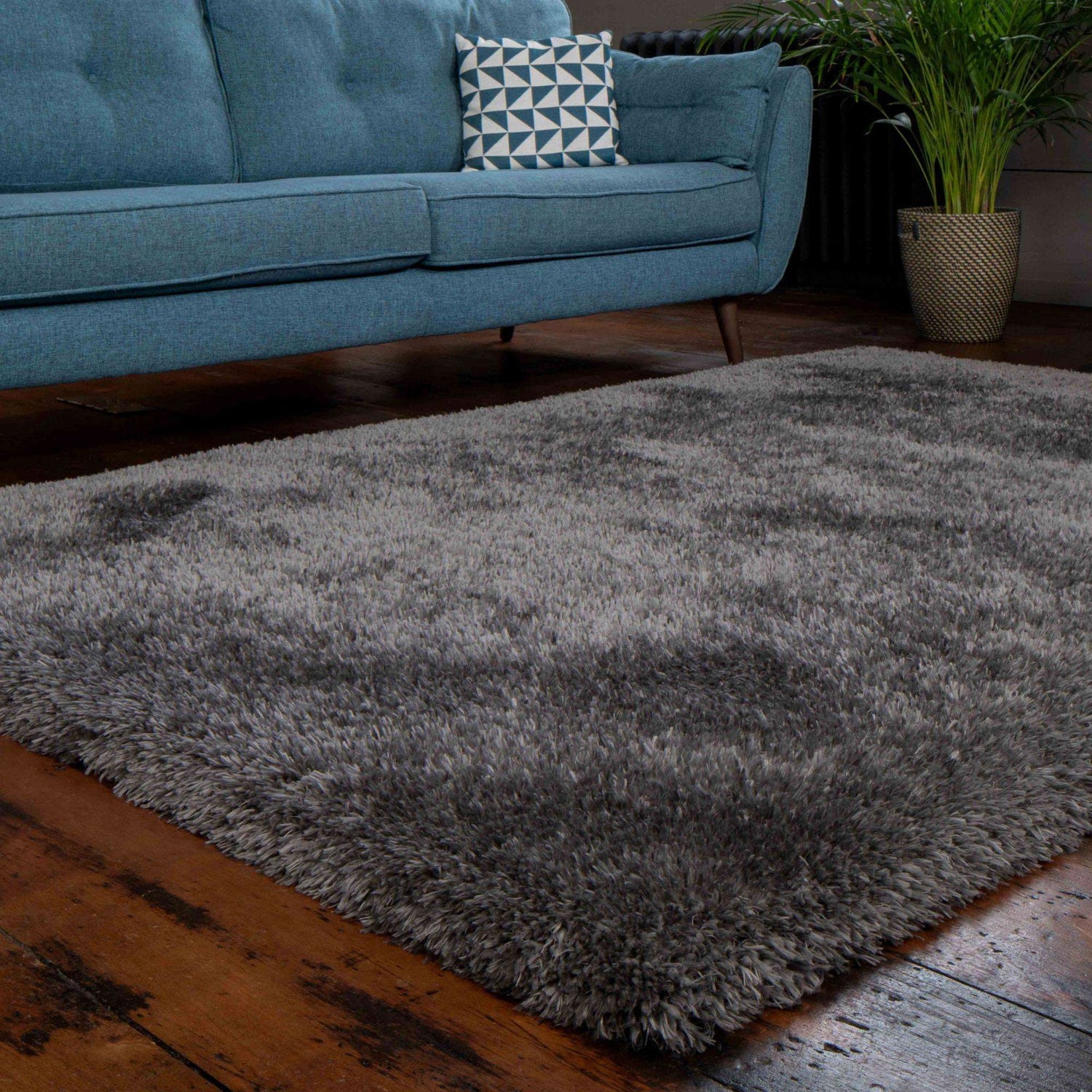 Deluxe Thick Soft Light Brown Shaggy Bedroom Rug