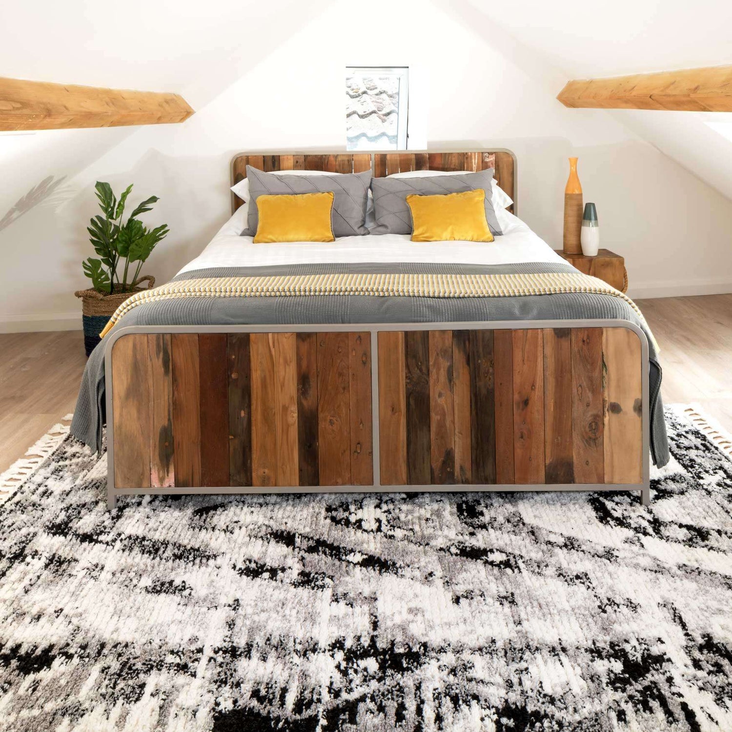 Grey Aztec Tribal Distressed Moroccan Living Room Rug