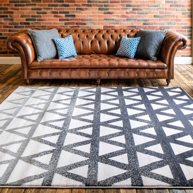 Modern Grey Geometric Triangle Living Room Rug