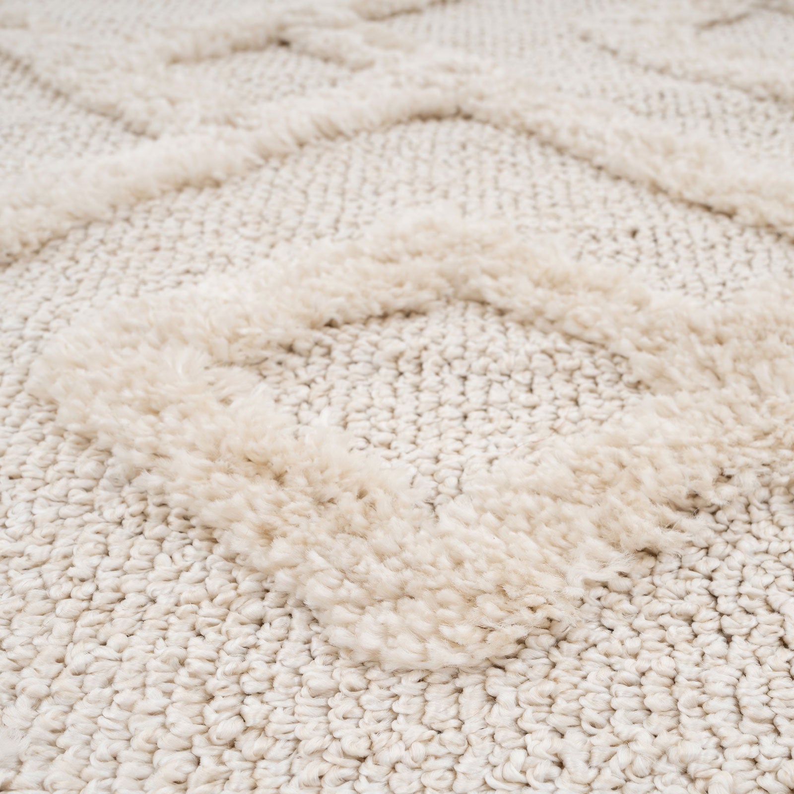 Warm White Interlocking Rug - Sade