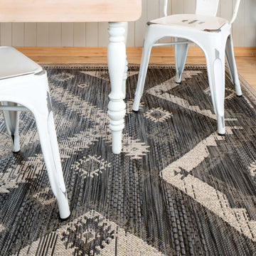Grey Textured Flatweave Aztec Area Rug