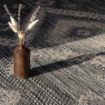 Grey Textured Flatweave Aztec Area Rug