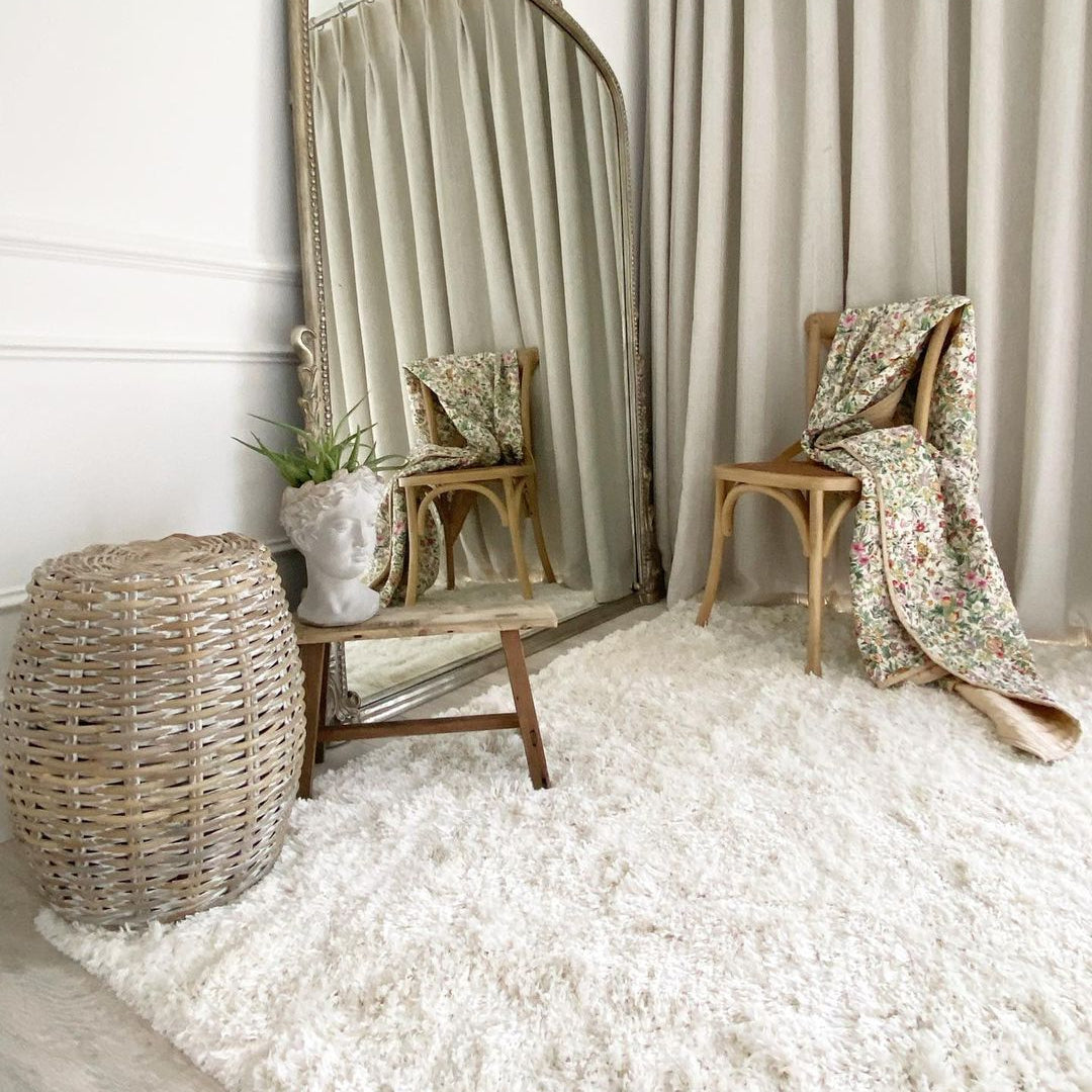 Super Soft Luxury Cream White Shaggy Rug
