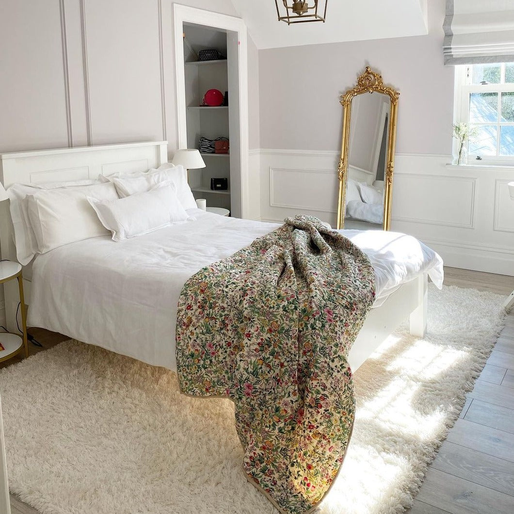 Super Soft Luxury Cream White Shaggy Rug