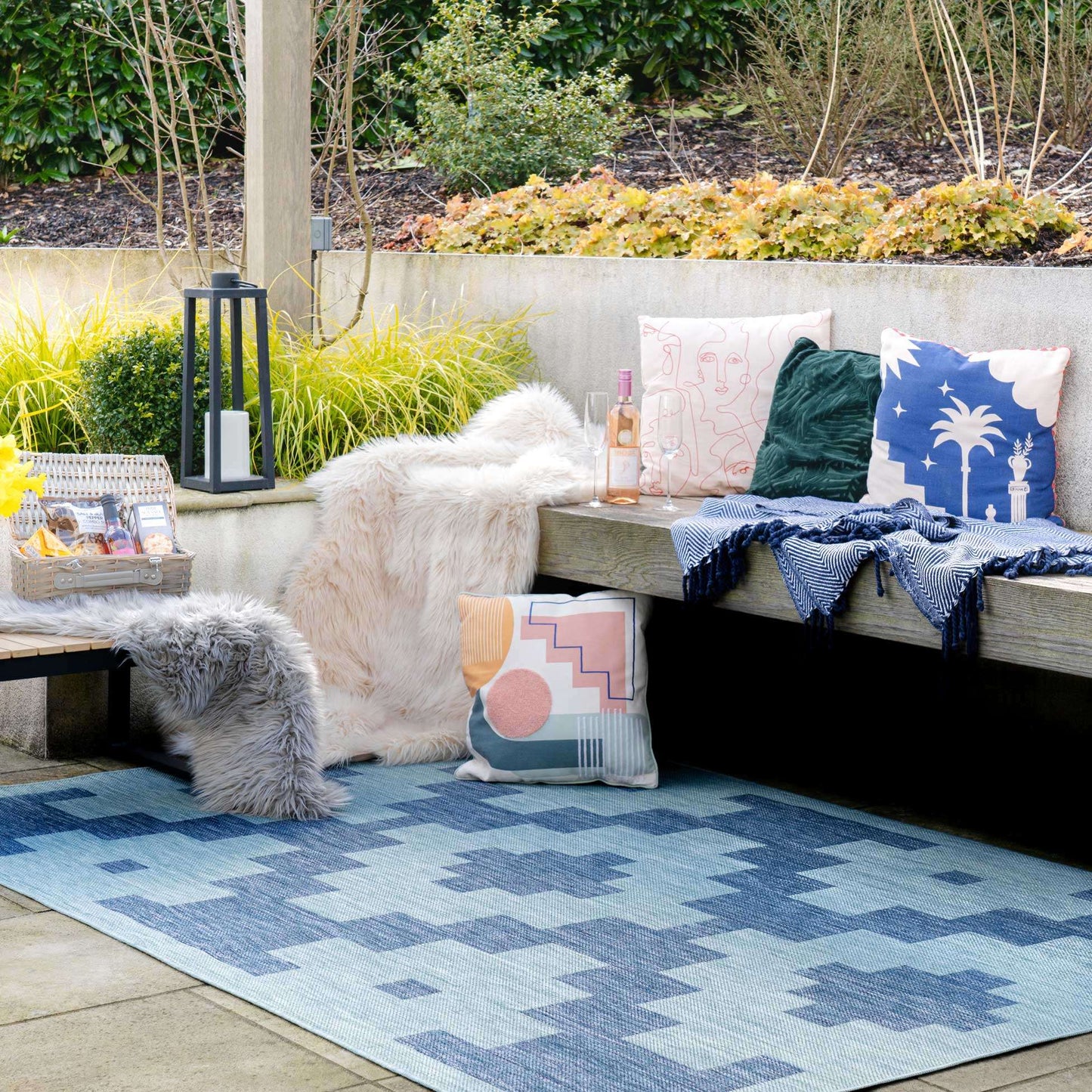 Blue Geometric Indoor Outdoor Area Rug - Shelly | Living Room Rugs ...