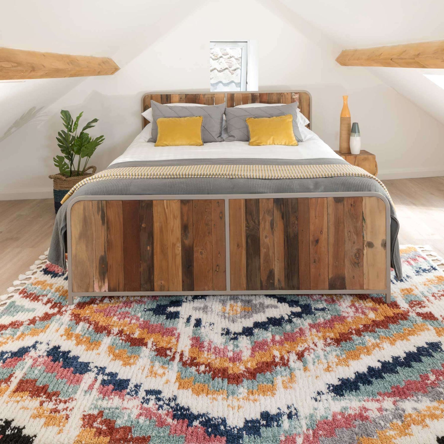 Vibrant Colourful Kilim Distressed Moroccan Living Room Rug