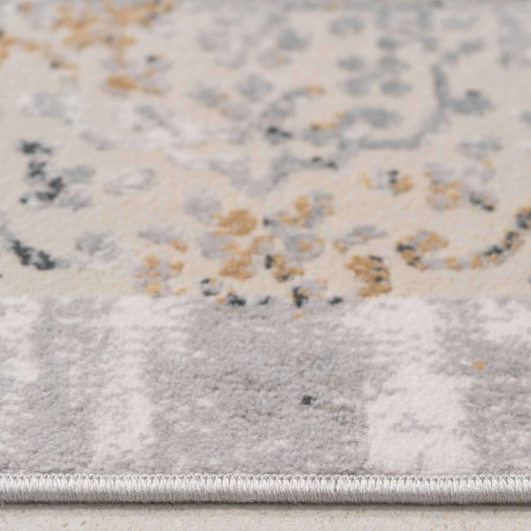 Traditional Grey Medallion Living Room Rug